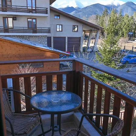 2 Luxurious One Bedroom 5 Minute Walk From The Gondola Station Appartamento Bansko