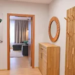 شقة 2 Luxurious One Bedroom 5 Minute Walk From The Gondola Station بانسكو