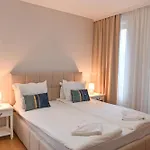 2 Luxurious One Bedroom 5 Minute Walk From The Gondola Station 班斯科