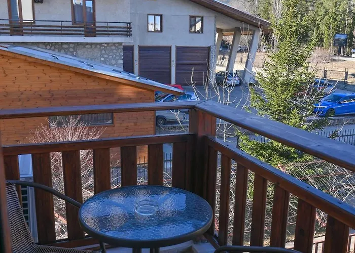 2 Luxurious One Bedroom 5 Minute Walk From The Gondola Station 公寓 班斯科